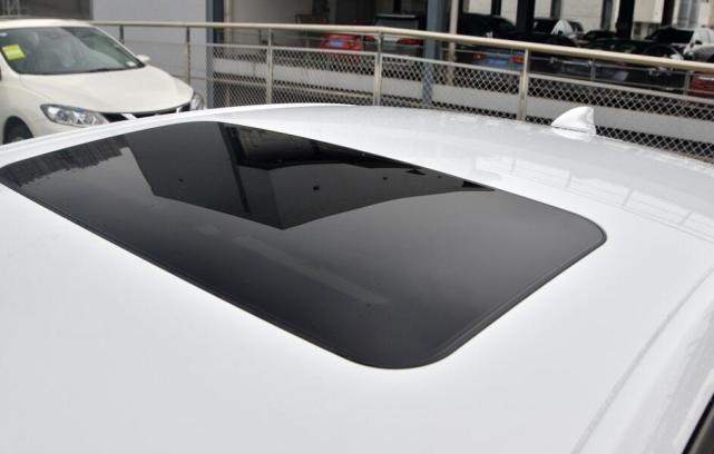 对比思域的国产轿车,别克威朗2020款领先型落地多少