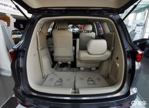 凯捷六座头等舱,五菱凯捷头等舱座椅