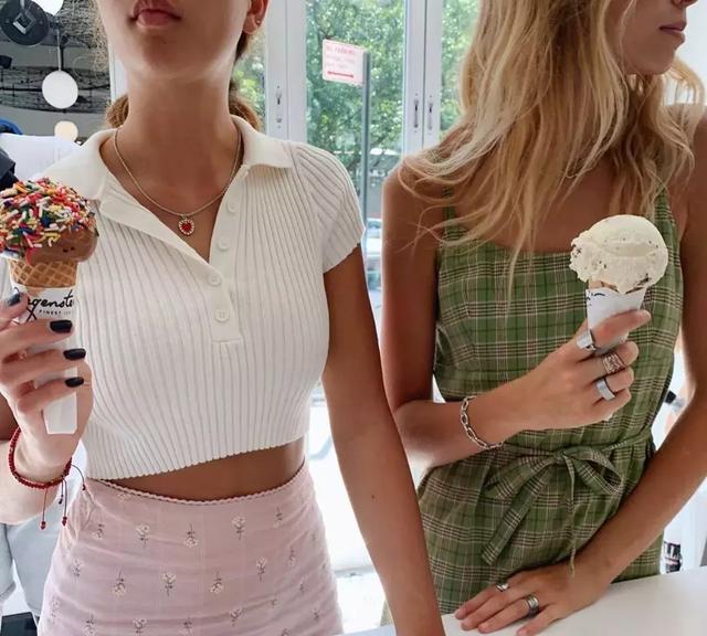 关晓彤撞衫大合集,关晓彤撞衫倪妮