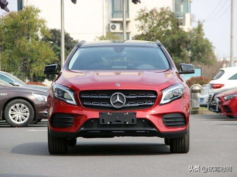 奔驰gla200值得购买的颜色,奔驰gla200值得买吗短视频