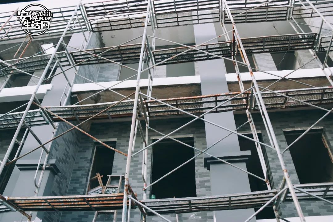 曙光路东巷改造接近尾声，中隐于市之后即将迎来民国风小隐于野