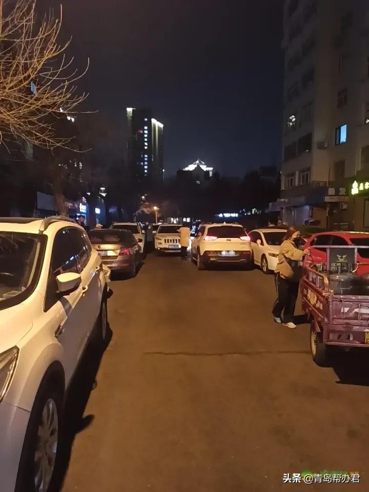 小区里烧纸的行为,高楼住户在自己家里烧纸违法吗