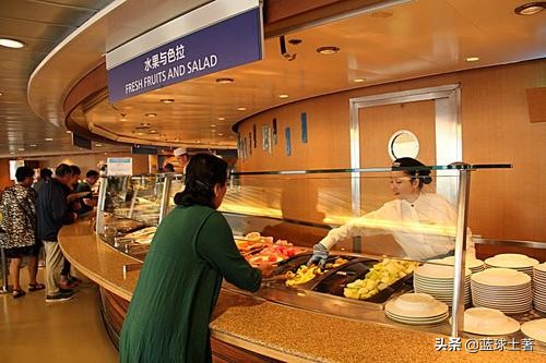 邮轮旅游餐食免费吗,游轮上吃喝玩乐都免费吗