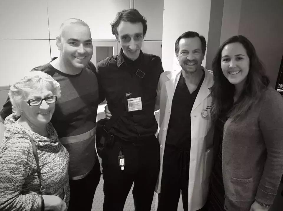 战胜致命脑瘤后,他说这两点最重要