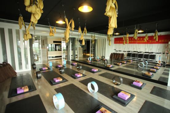 冬日暖阳、福音不断！恬禾瑜伽免费公益课45天不停转！