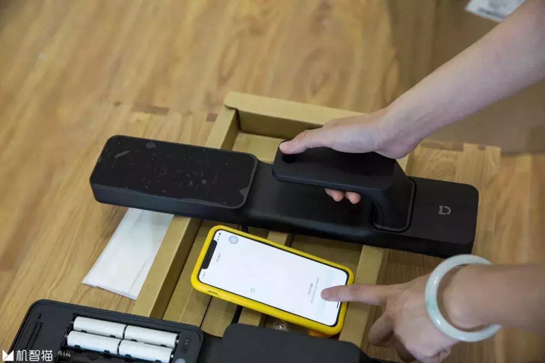 小米智能锁钥匙锁门,小米全自动智能锁出门反锁