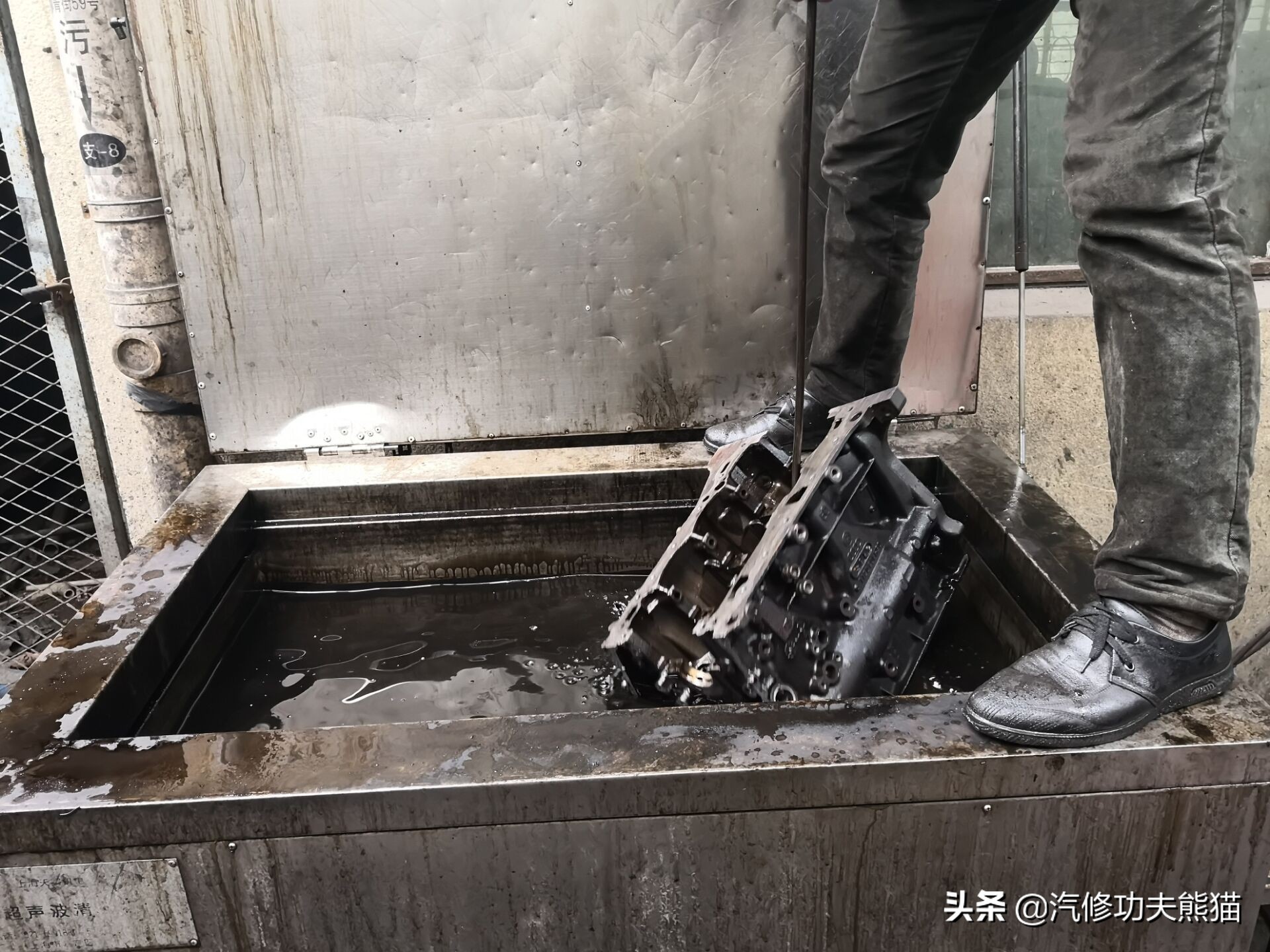 昊锐ea888二代换正时链条,昊锐ea888漏机油的地方是哪些