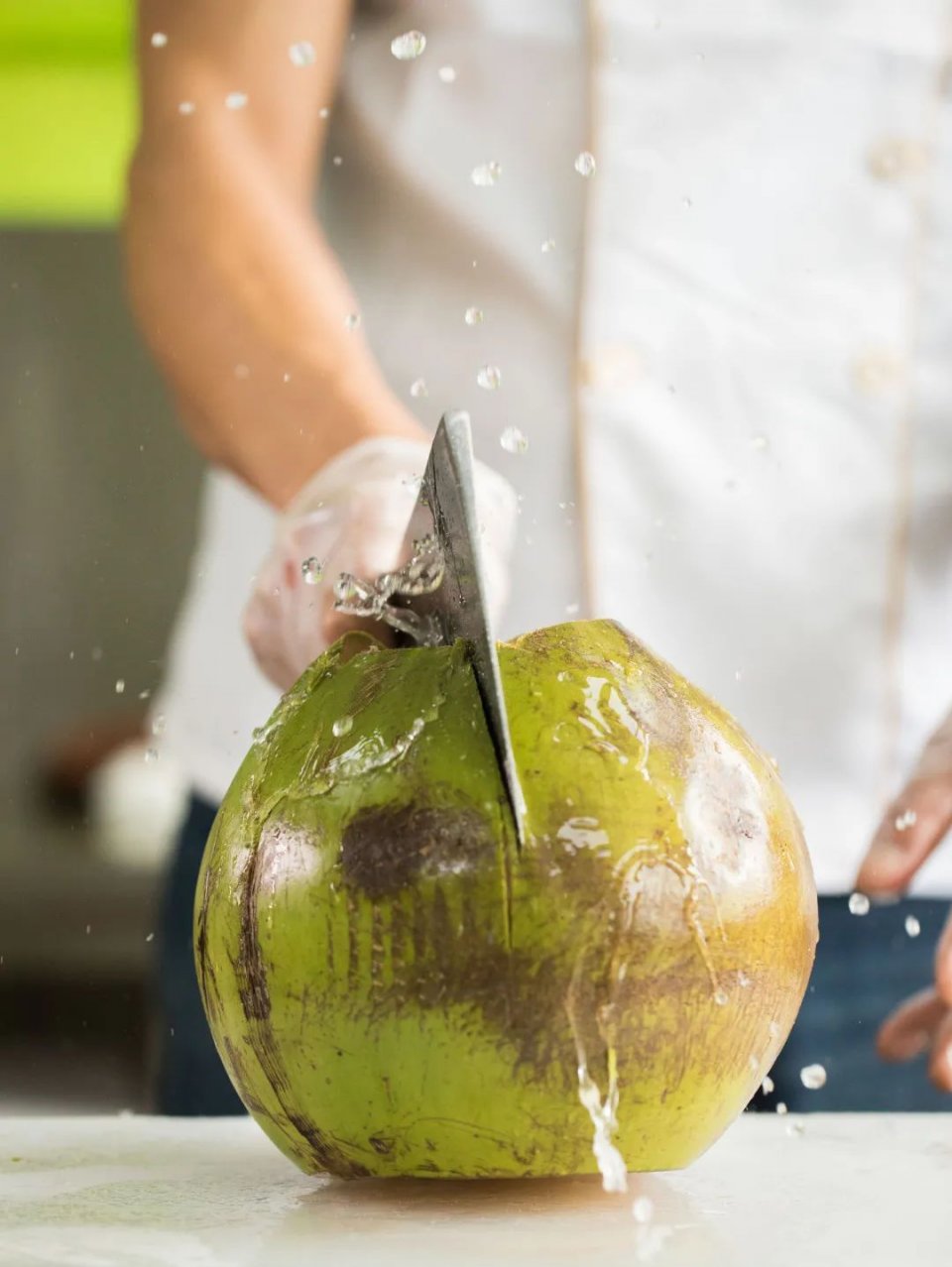 椰子鸡6个人一只鸡够吗,三个椰子原生态椰子鸡188套餐