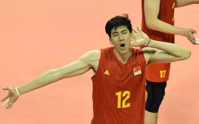 奥资赛男排获开门红，一人被赞世界级球星，不是贡献25分的江川