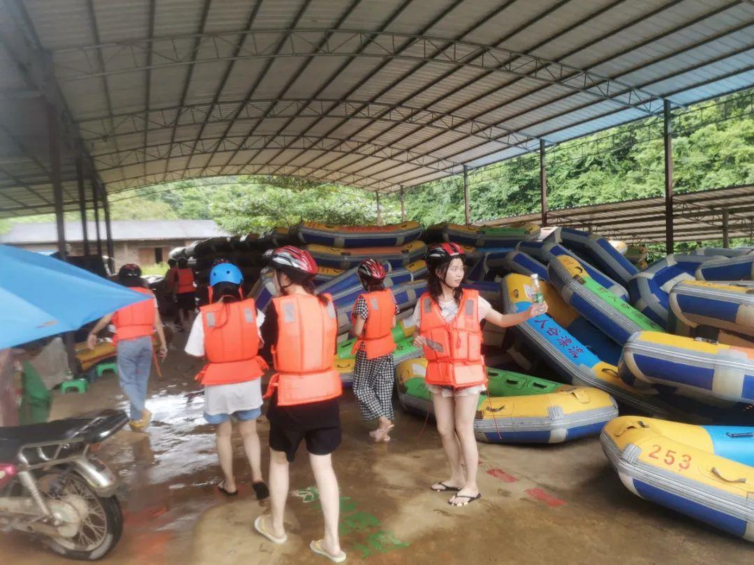 仲夏八月，和房掌门来一场说走就走的防城港金滩踏浪之行