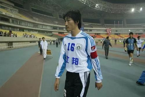 大连足球辉煌纪录片,大连季铭义