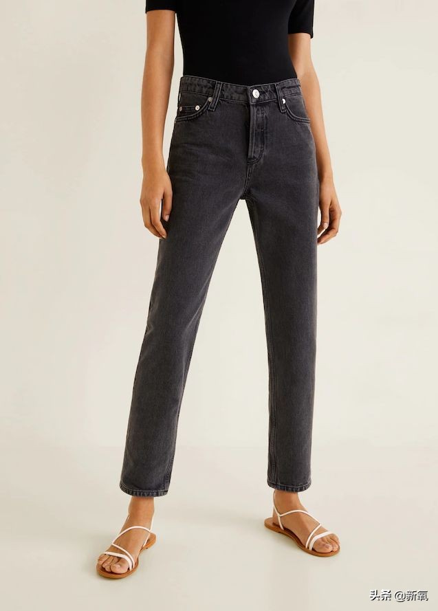 刘雯私服穿露腰装,刘雯的穿搭真的是太时尚了