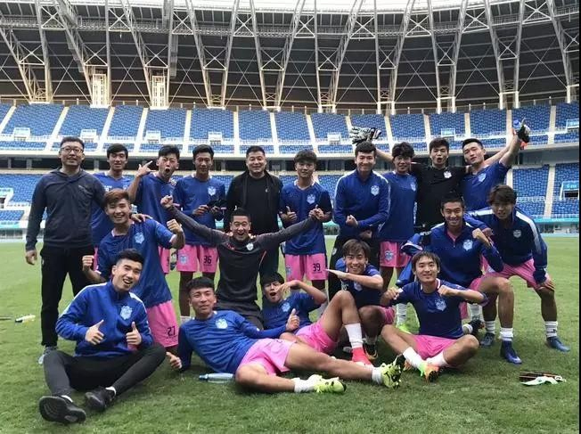 甲A元年辽足主力门将,经历“十连冠”辉煌,见证“辽小虎”成长