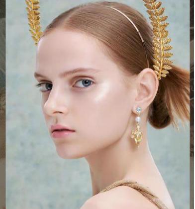 资生堂粉饼跟kiko哪个好用,贫民窟女孩彩妆好物推荐