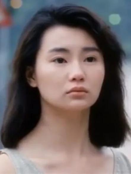 哪种人适合披头发,披发好看还是扎发好