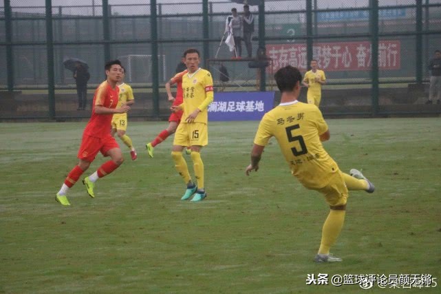 没救了!国足排最强阵容找中乙鱼腩陪练,赛场这1幕丢尽里皮老脸