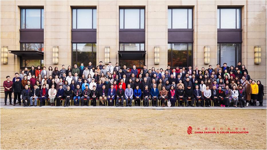 60000+人气的首场线上秀，易涂得凭什么？