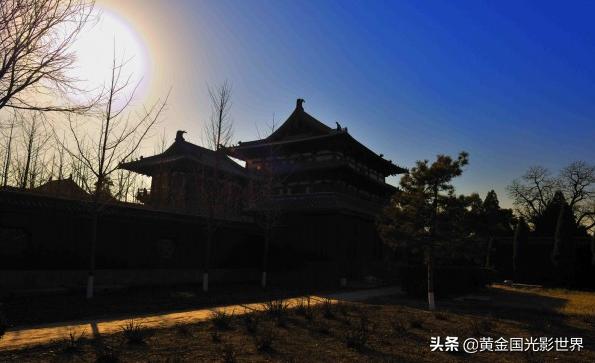 鲁迅东方美神老照片,鲁迅先生的倒坐观音像