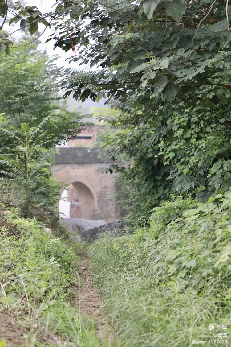 末伏偃师怀旧行，访古春秋时期滑国故城，探幽西天取经唐僧寺