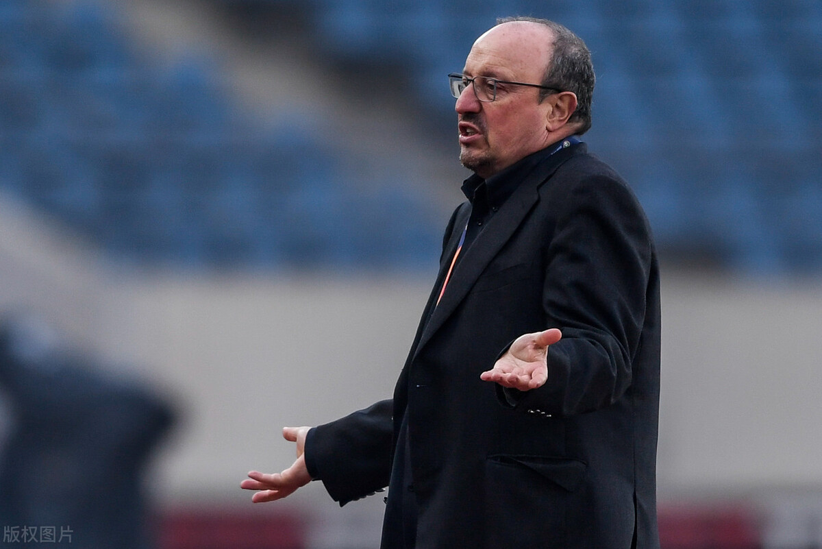 贝尼特斯vs马哈切夫,贝尼特斯大连高光时刻