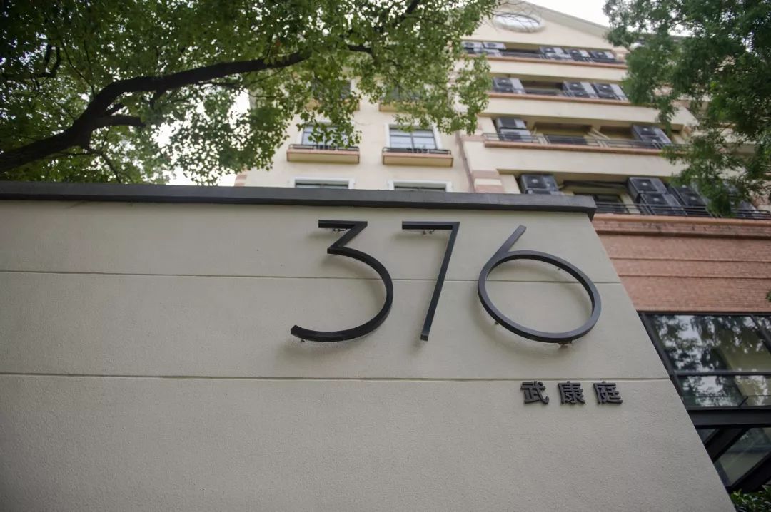 开雷克萨斯es去川藏线,开雷克萨斯es路上视频