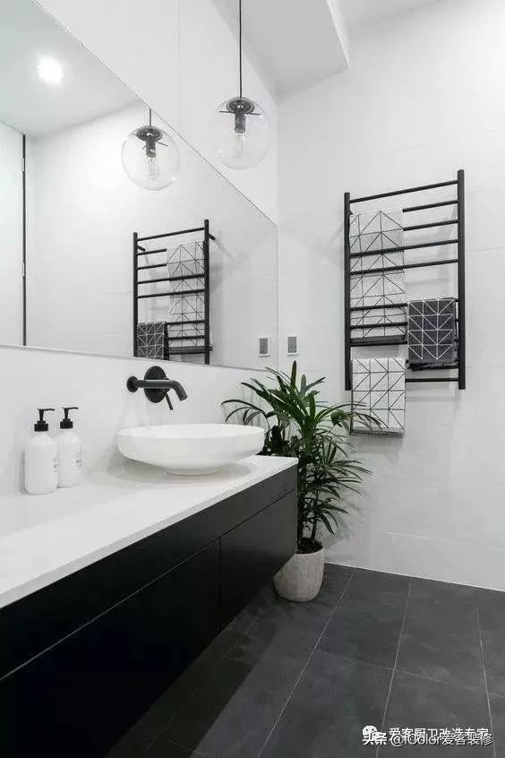 北欧风卫生间墙砖地砖,现代法式风的卫生间地砖