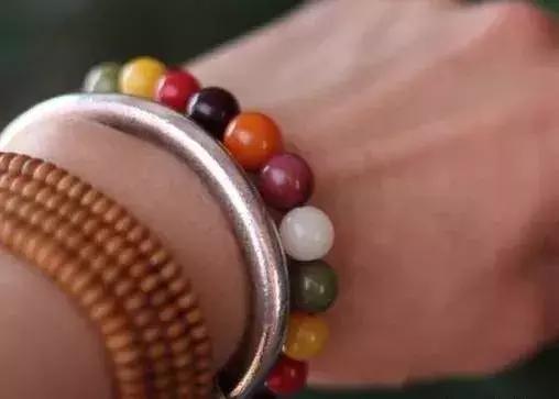 20块的手串,20块钱手串