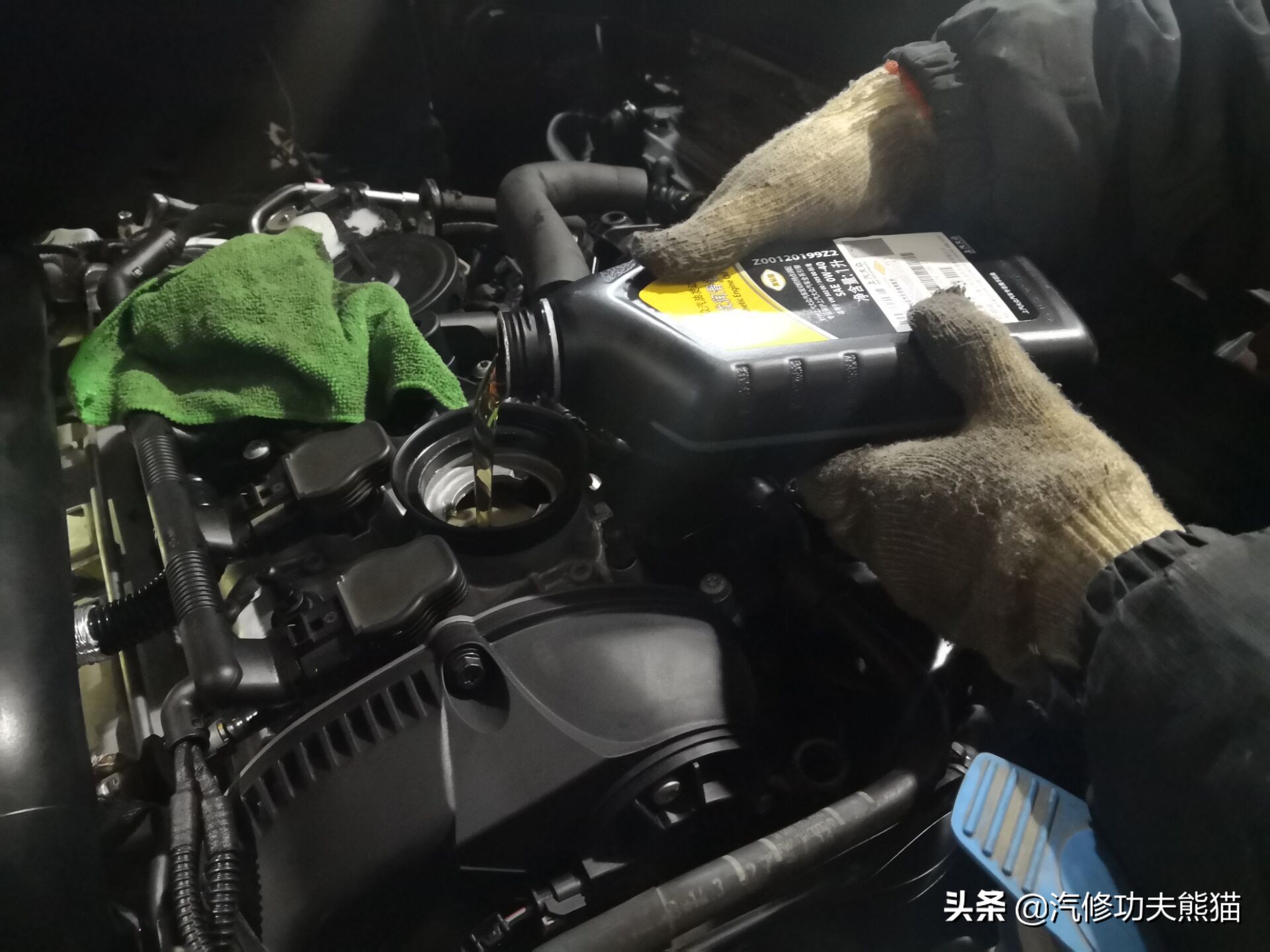 斯柯达烧机油是免拆治理还是大修,斯柯达昊锐烧机油大修