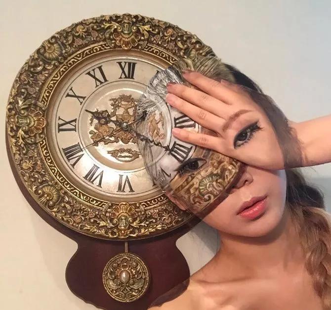 她在画画,神奇的视觉错觉画画