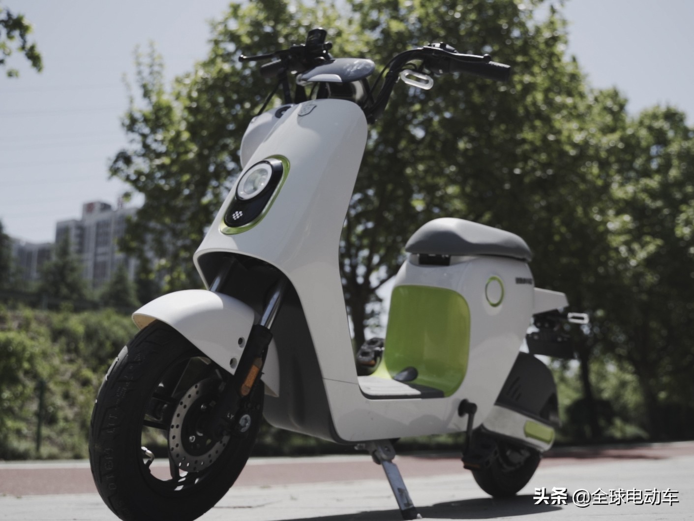 绿源电动车inn07plus评测,绿源电动车inn07真实续航