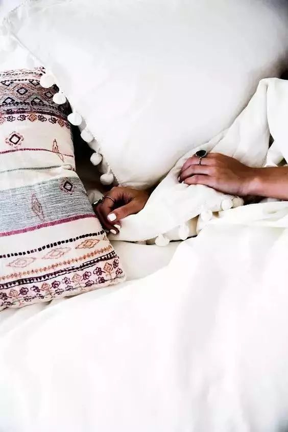 被子有异味家政阿姨教你去除方法,被子放久有异味怎么去除