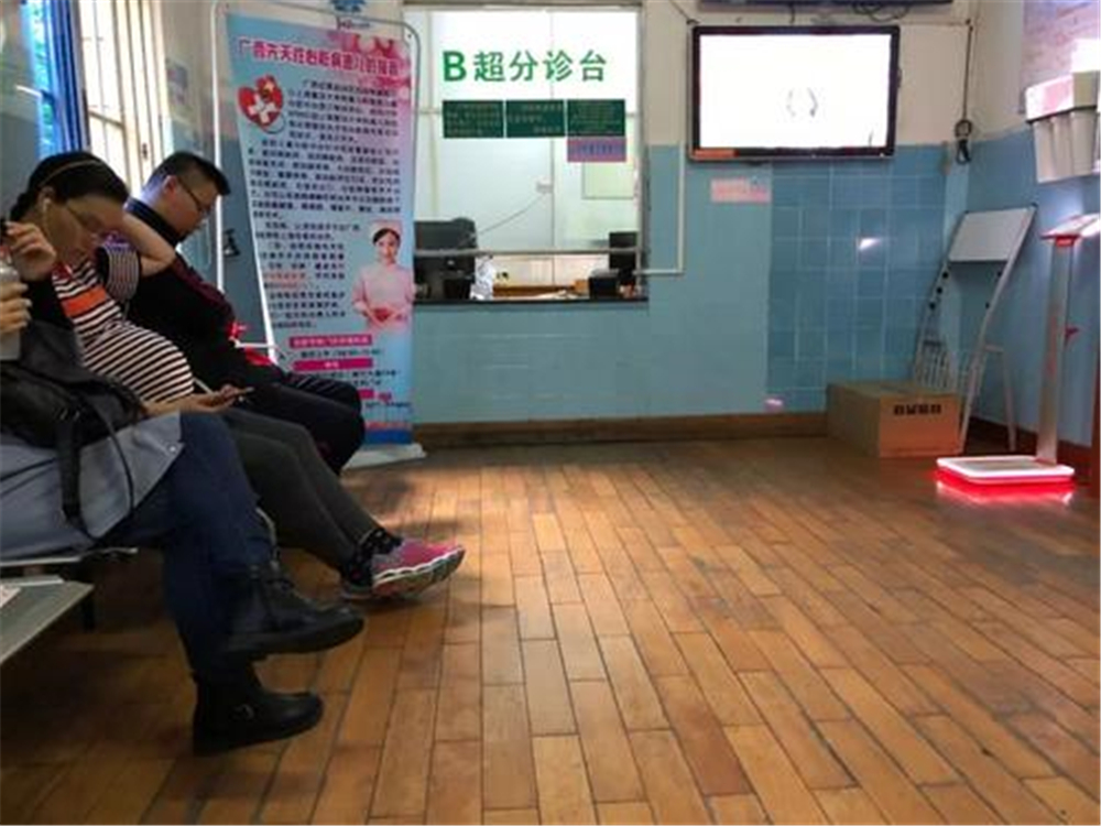 孕晚期只长肚子不长肉是正常的吗,孕晚期为什么肚子往上长