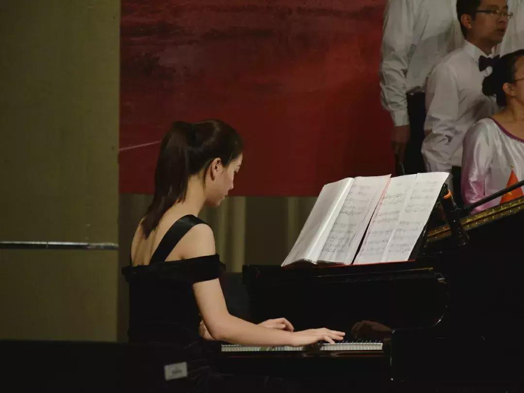 改革开放四十周年献礼,改革开放四十年坚定信心再出发