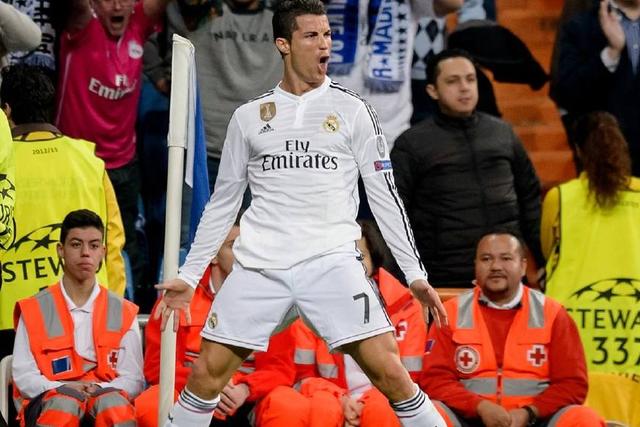 绿茵场庆祝动作,绿茵信仰进三个球庆祝动作