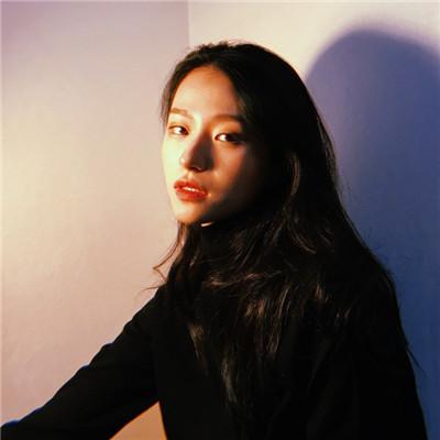 高冷霸气说说,打不通的电话不要打,不该发的短信不要发