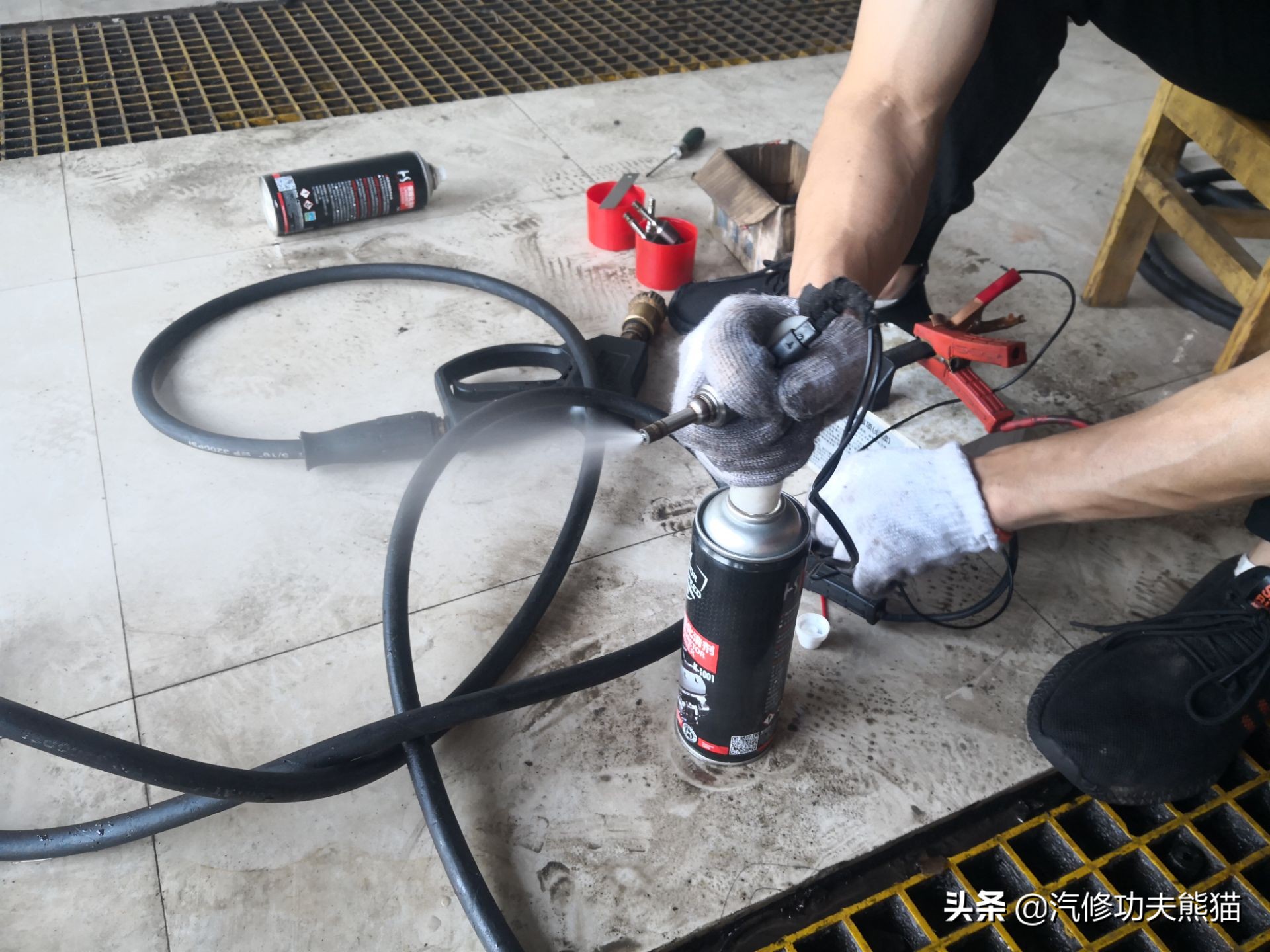 百年大众汽车品牌毁于烧机油?烧机油并非绝症,看看这台进口夏朗