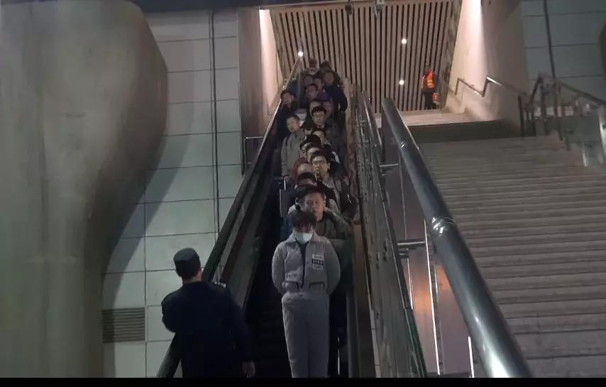 天津抓电信诈骗最新消息,天津海滨破获特大电信诈骗案