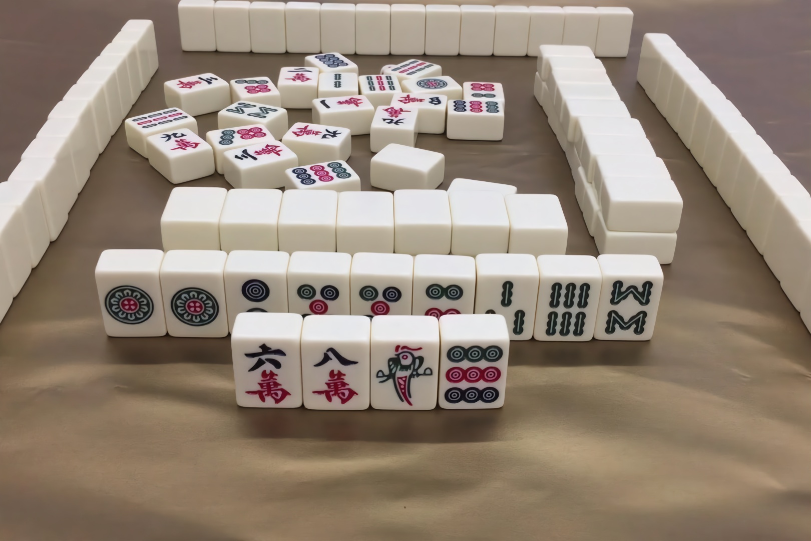 打麻将想赢教你三大绝招,打麻将记住这30句赢牌口诀