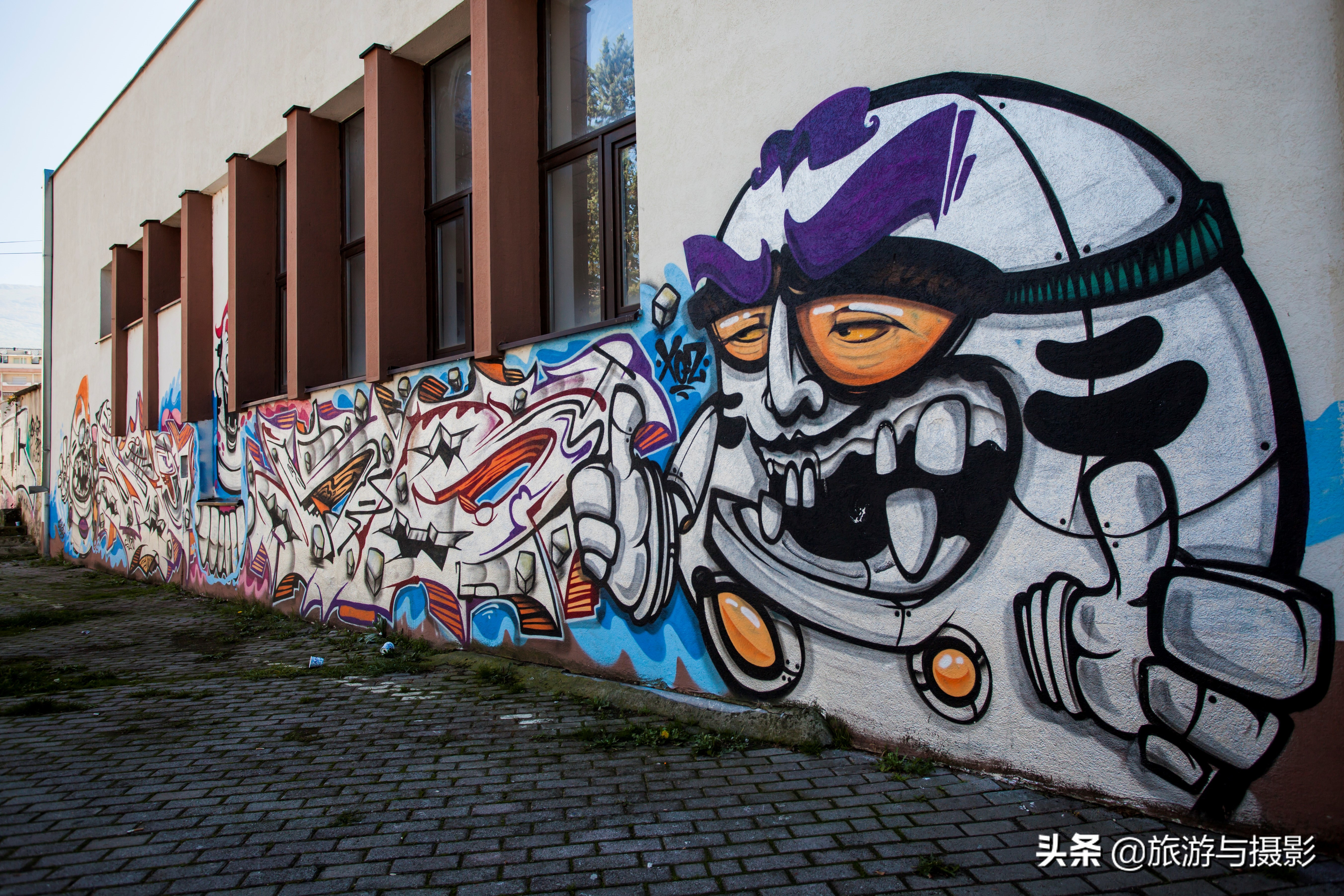 5万多人口的古城：安守一个“淡水海”，尽享一片“深邃蓝”