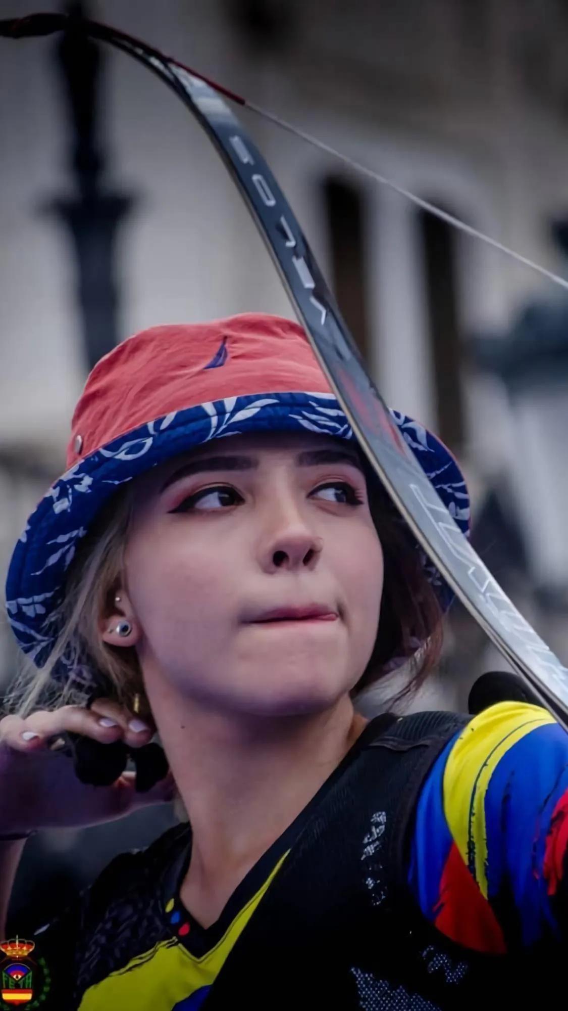 射箭瓦伦蒂娜哥伦比亚,瓦伦蒂娜射箭运动员图片