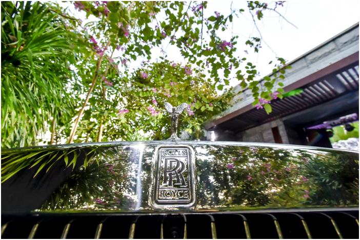 试驾劳斯莱斯古思特新款,新款劳斯莱斯古思特沉浸式体验