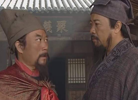 吴用被称为赛诸葛的典型情节,宋江为什么称吴用为赛诸葛