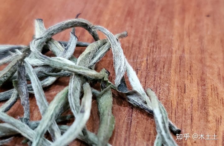 绿茶红茶普洱推荐,兼具红茶白茶普洱生茶香气的茶