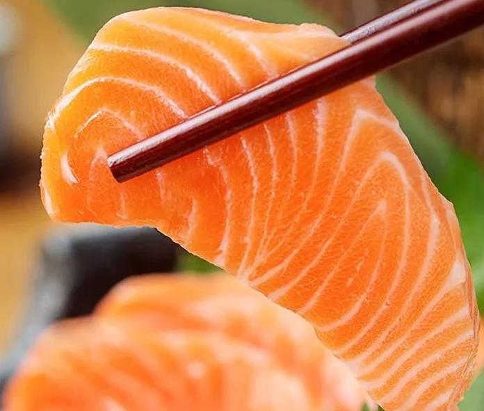 正宗北极贝刺身,爽口北极贝刺身