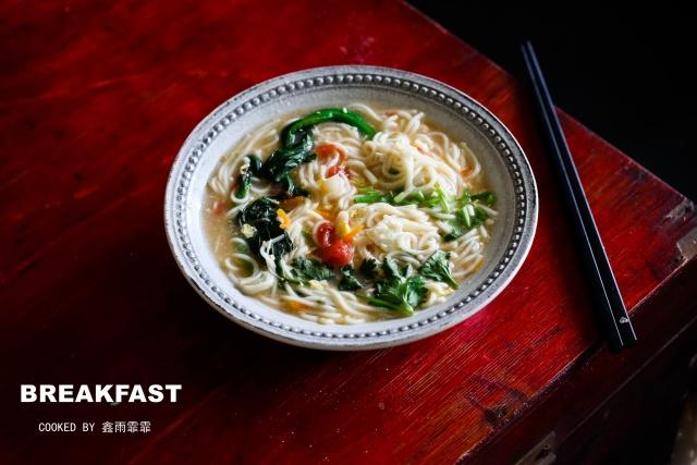 面条怎么做才最好吃又简单,如何做出好吃的面条简单又方便