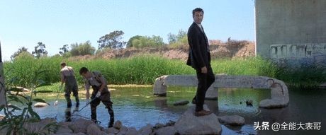 这是一部想象爆棚的超R级影片，好「色」之徒必看电影