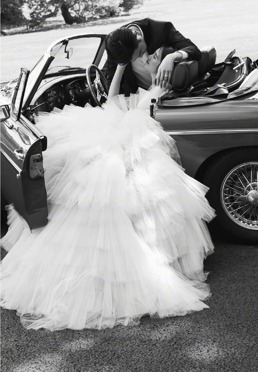 唐艺昕晒张若昀结婚视频,张若昀唐艺昕拍婚纱照被偶遇