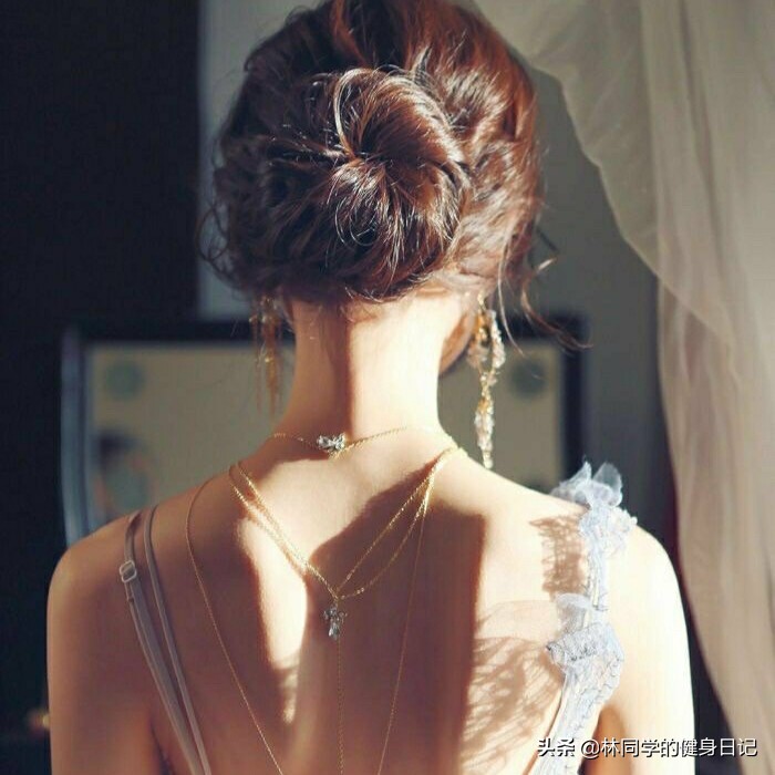 侧肩淋巴按摩手法,按摩穴位消除下颚淋巴结