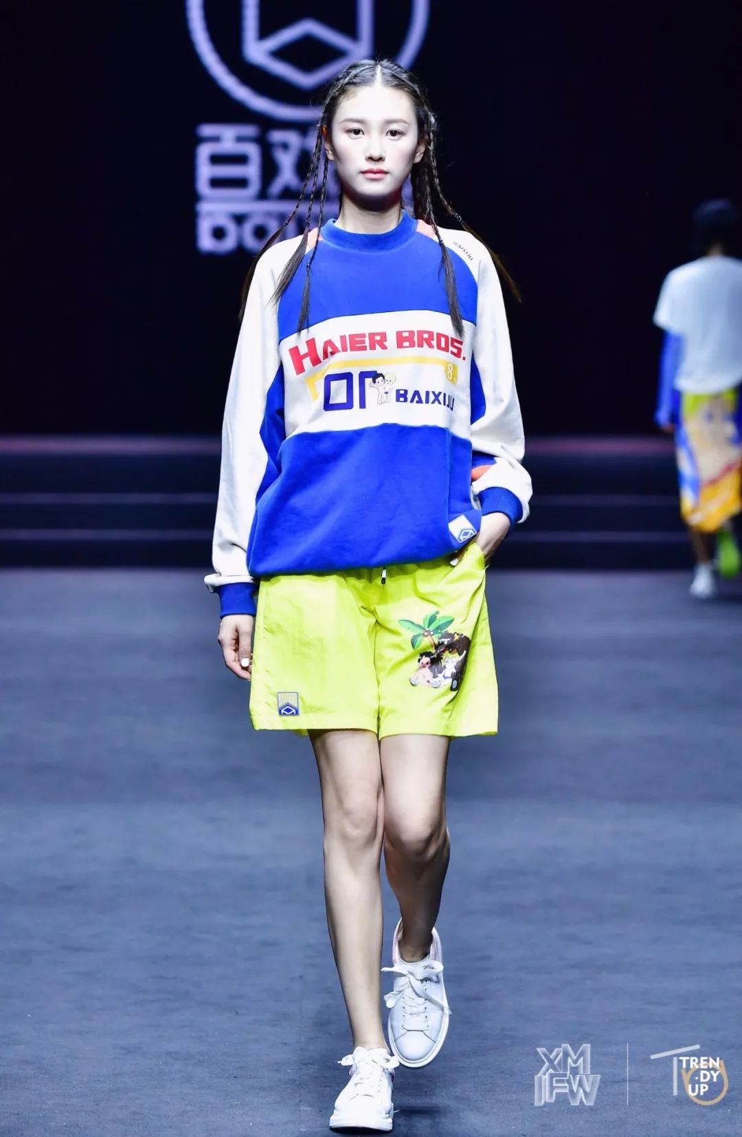 国际超模刘雯何穗,何穗刘雯谁的出场费高