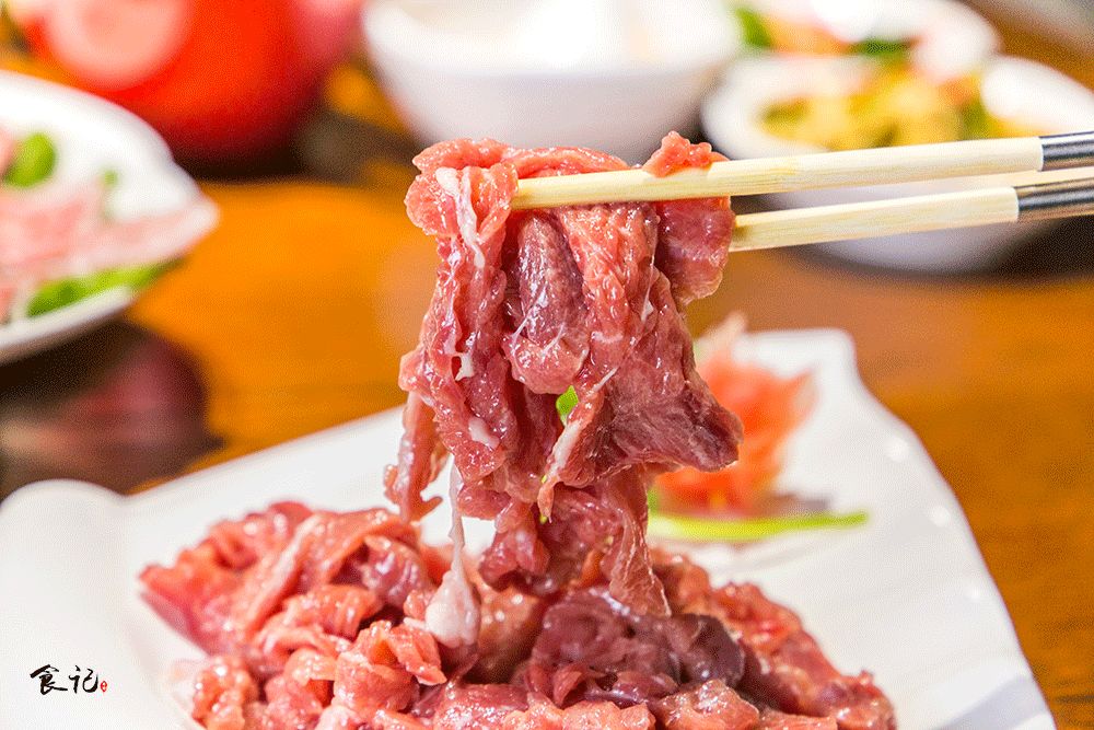 1块钱撸四盘！薄如蝉翼的蝴蝶鱼片，让你一口鲜掉眉毛！